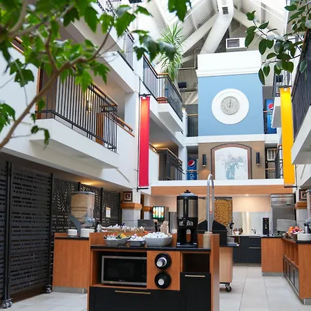 Hotel Lindbergh Par Jaro-2